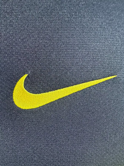 Barcelona 2011 away